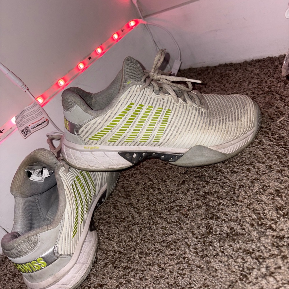 K-Swiss Hypercourt Supreme Women’s Size 9.5